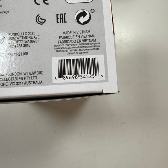 Funko Pop! The Mandalorian with Grogu #461 & The Child with Pendant #398 Star - Picture 5 of 9